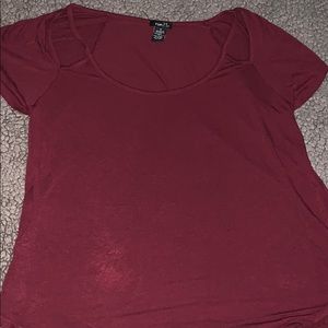 Cut-out shoulder shirt